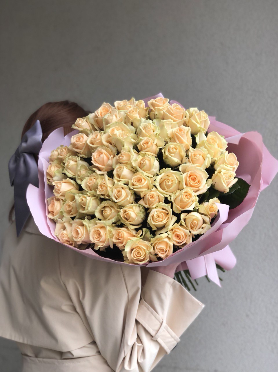 Картинка Букет из 51 розы Пич Аваланж 70 см