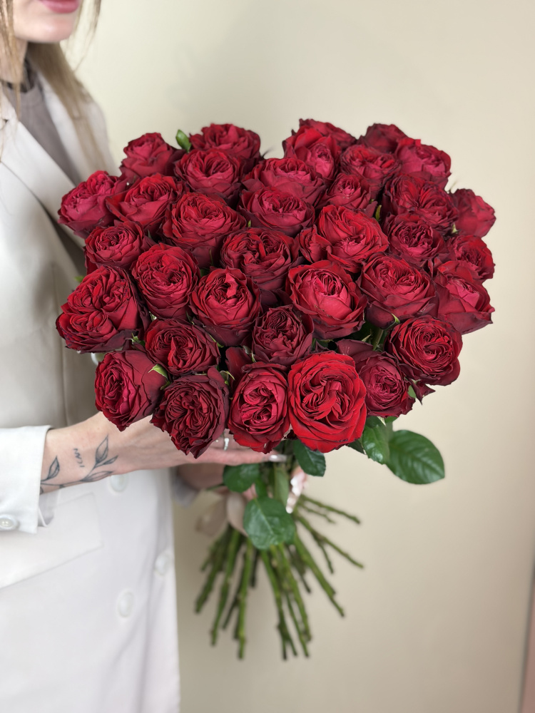 Картинка Букет из 35 роз "Винный бархат" 60см